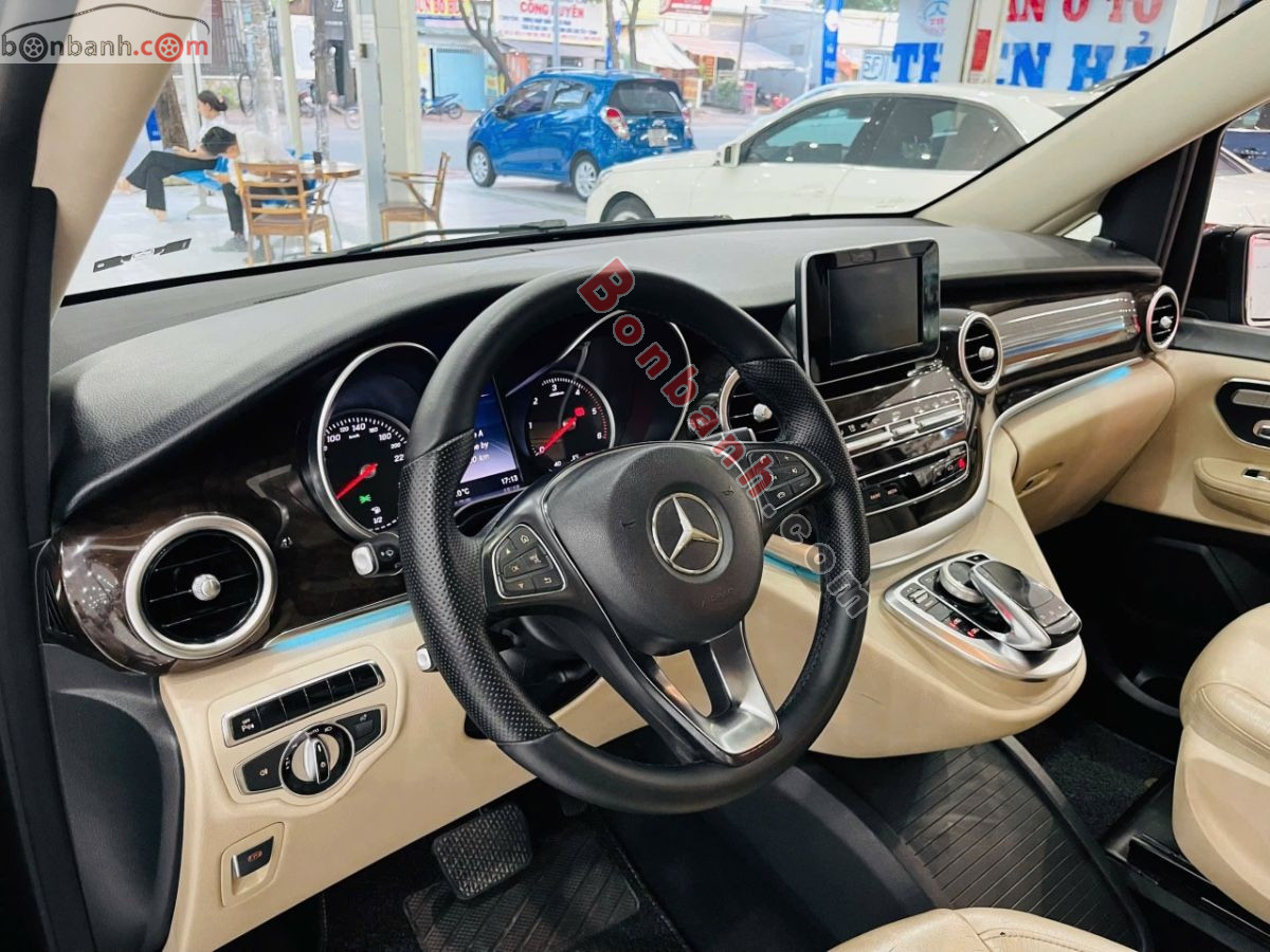 Bán ô tô Mercedes Benz V class V220d CDI - 2015 - xe cũ
