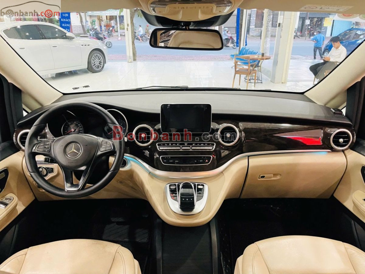 Bán ô tô Mercedes Benz V class V220d CDI - 2015 - xe cũ
