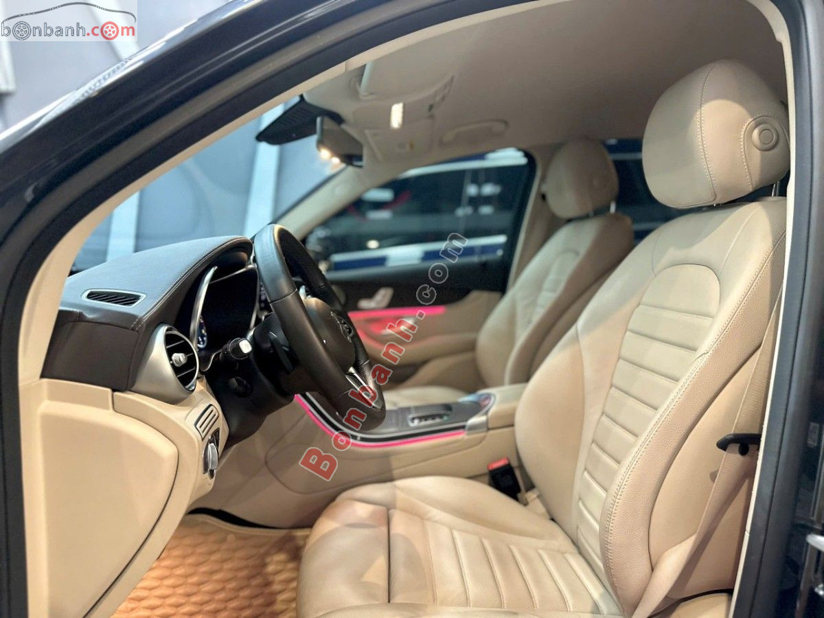 Bán ô tô Mercedes Benz GLC 200 4Matic - 2021 - xe cũ