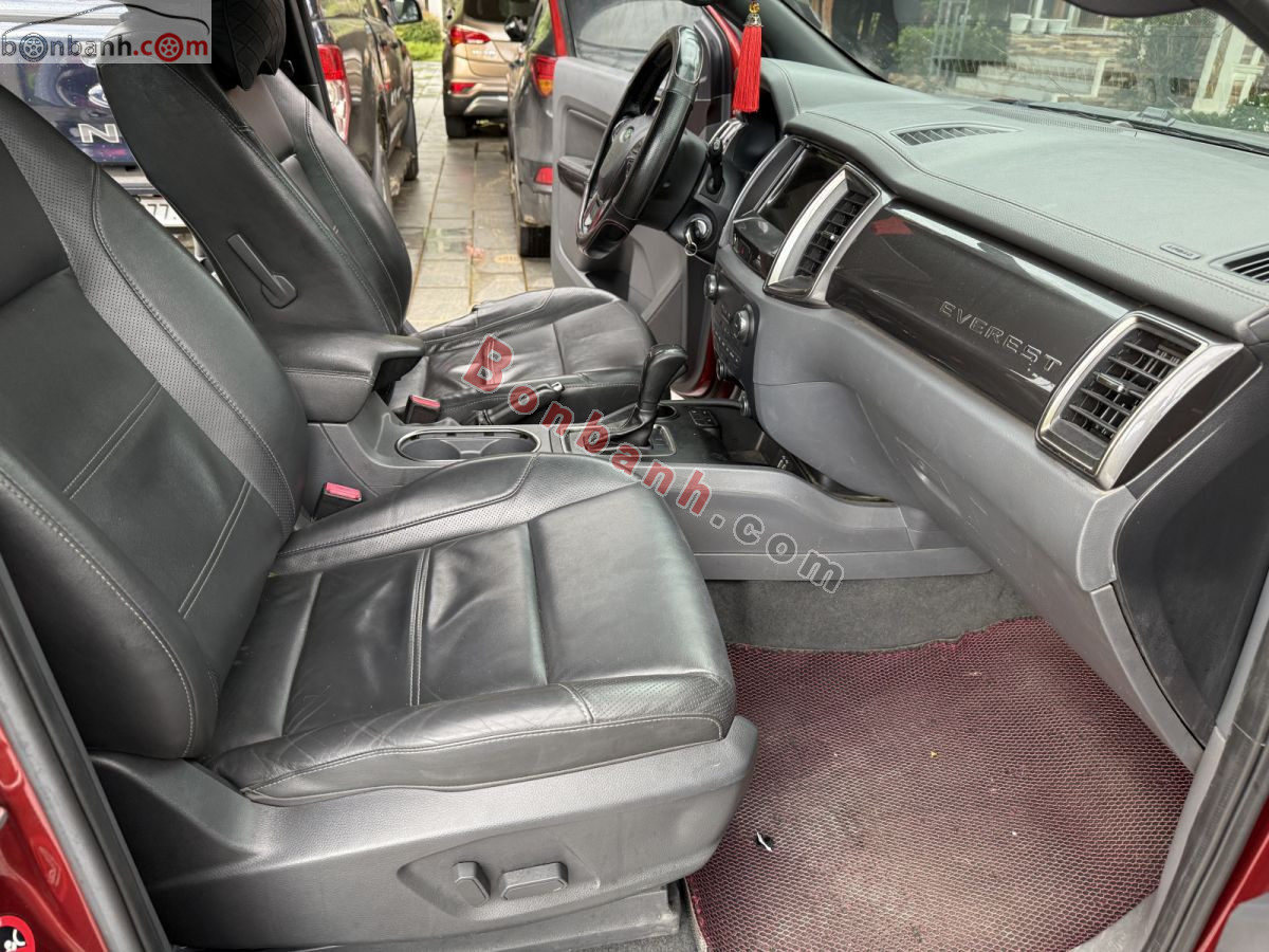Bán ô tô Ford Everest Titanium 2.2L 4x2 AT - 2016 - xe cũ