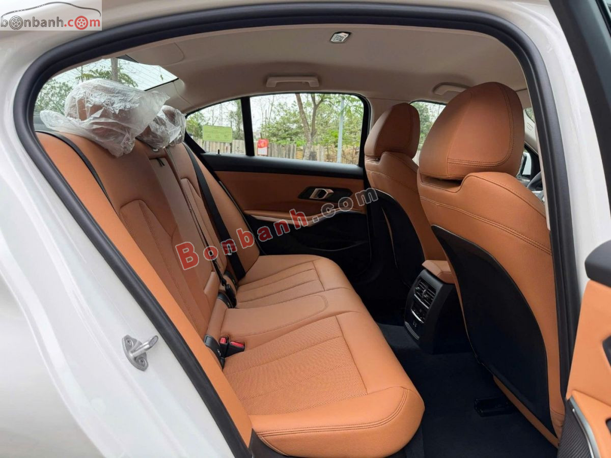Bán ô tô BMW 3 Series 320i Sport Line - 2025 - xe mới
