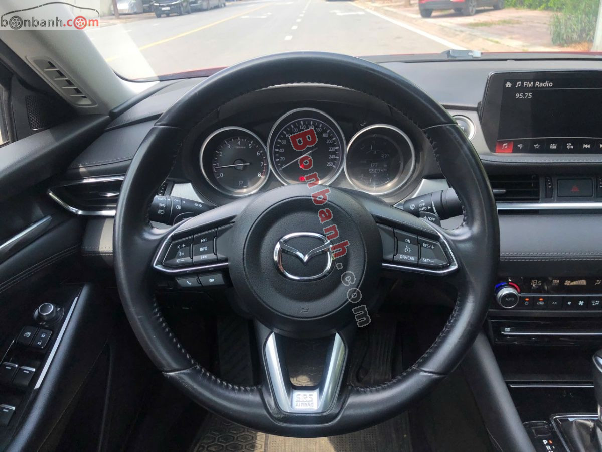 Bán ô tô Mazda 6 Luxury 2.0 AT - 2020 - xe cũ