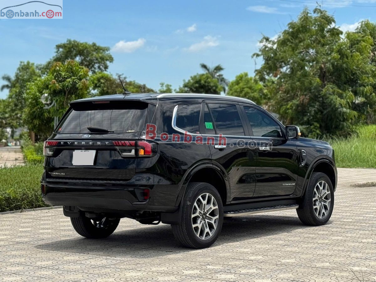 Bán ô tô Ford Everest Titanium 2.0L 4x2 AT - 2022 - xe cũ