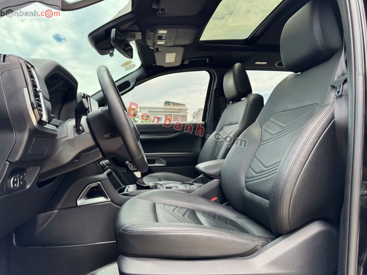 Bán ô tô Ford Everest Titanium 2.0L 4x2 AT - 2022 - xe cũ