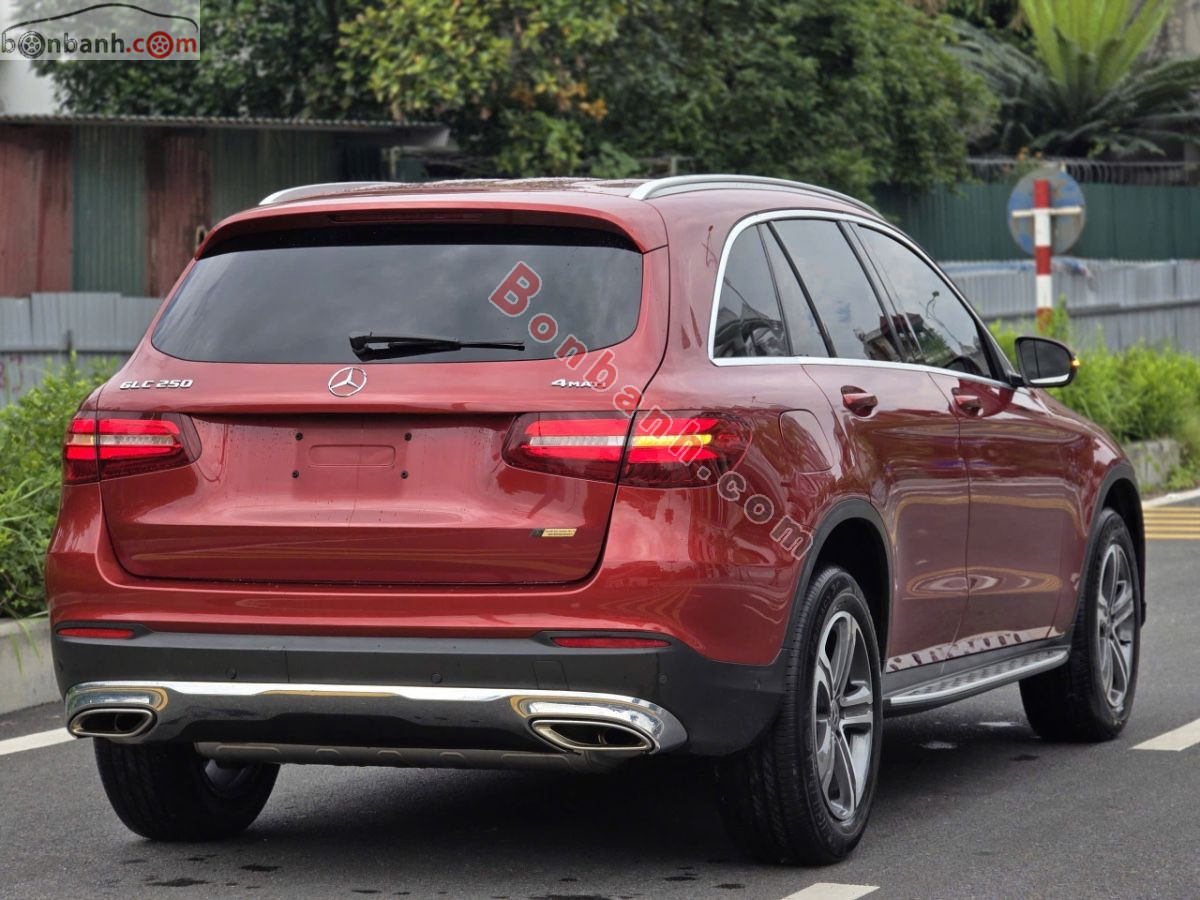 Bán ô tô Mercedes Benz GLC 250 4Matic - 2017 - xe cũ