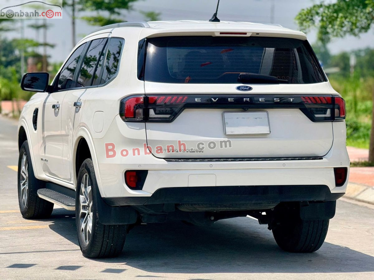 Bán ô tô Ford Everest Titanium 2.0L 4x2 AT - 2022 - xe cũ
