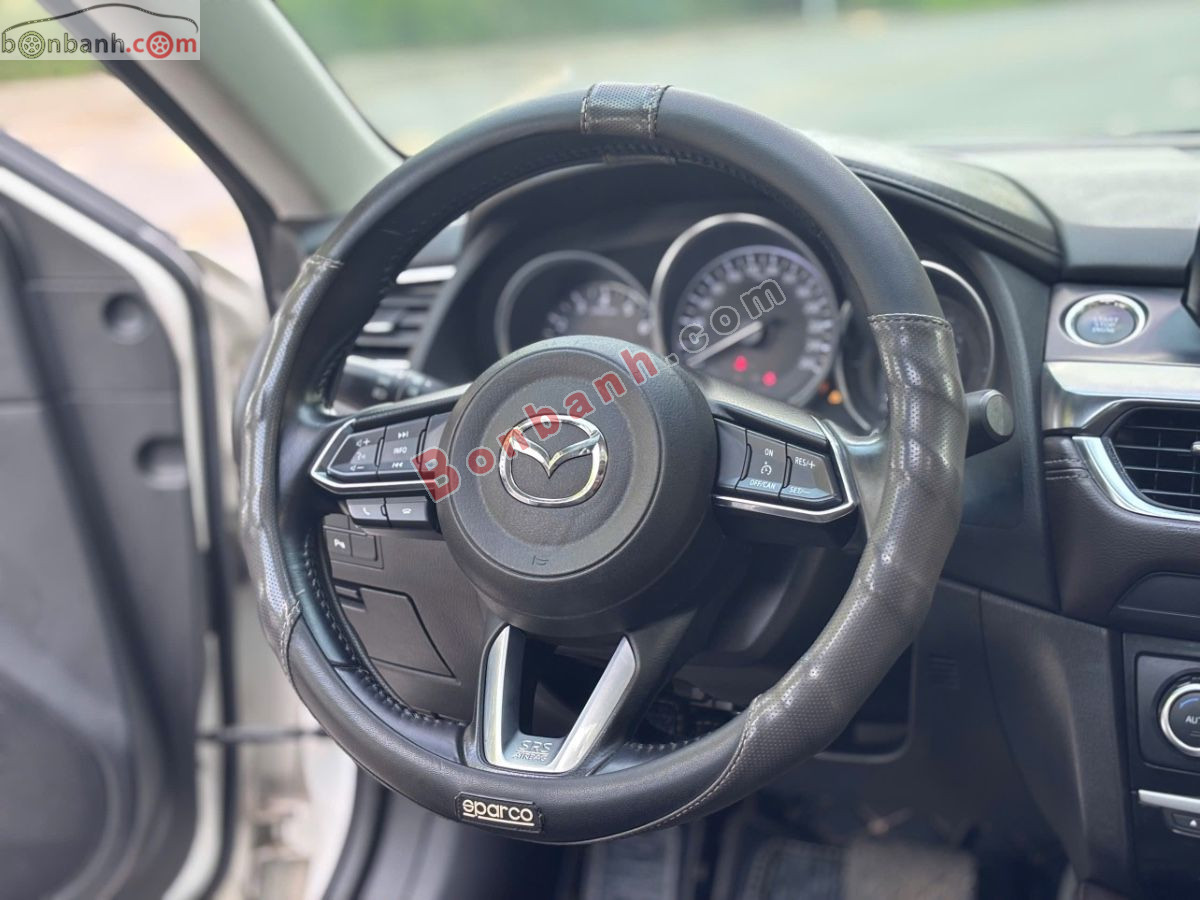 Bán ô tô Mazda 6 Luxury 2.0 AT - 2019 - xe cũ