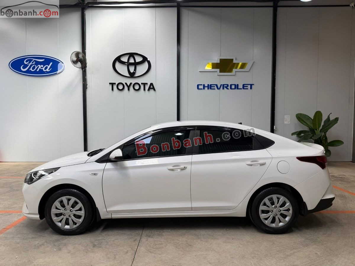 Bán ô tô Hyundai Accent 1.4 MT Tiêu Chuẩn - 2022 - xe cũ