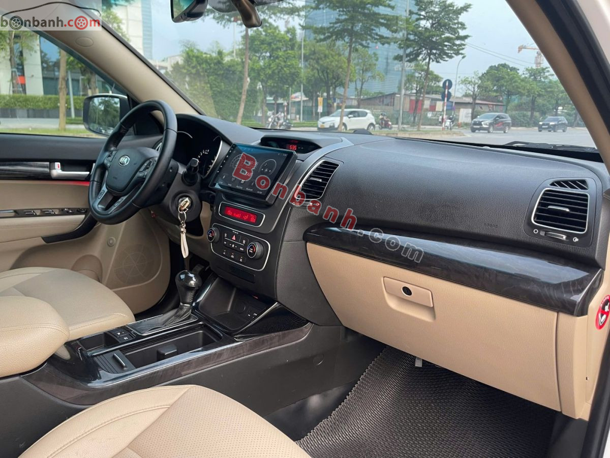 Bán ô tô Kia Sorento 2.4 GAT Deluxe - 2020 - xe cũ