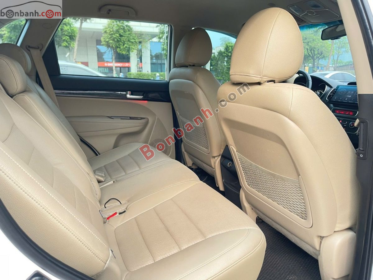 Bán ô tô Kia Sorento 2.4 GAT Deluxe - 2020 - xe cũ