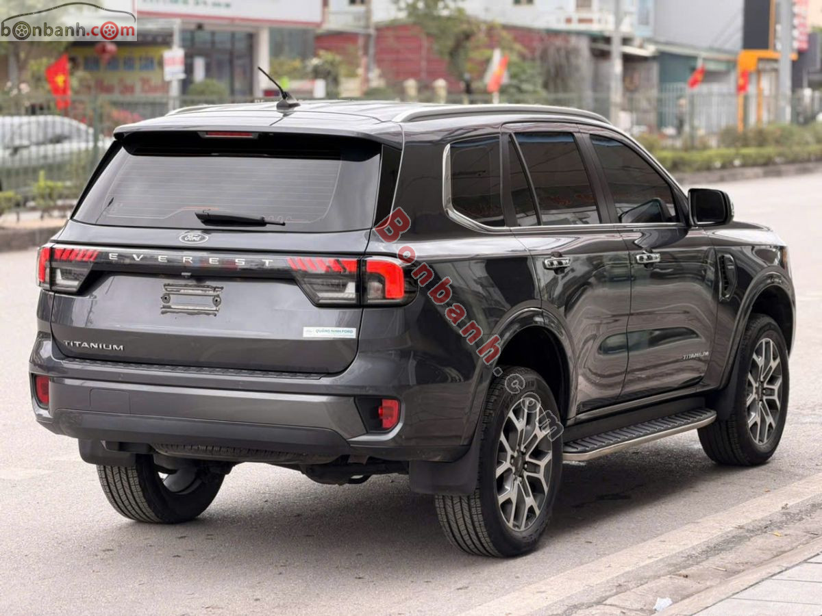 Bán ô tô Ford Everest Titanium 2.0L 4x2 AT - 2022 - xe cũ