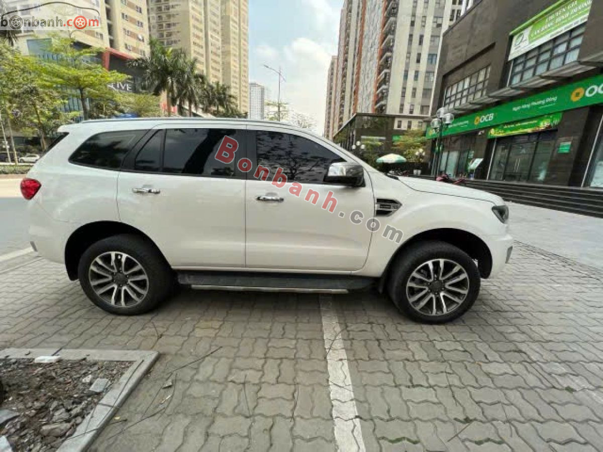 Bán ô tô Ford Everest Titanium 2.0L 4x2 AT - 2022 - xe cũ