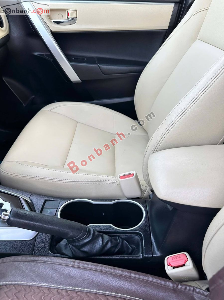 Bán ô tô Toyota Corolla altis 1.8G AT - 2018 - xe cũ