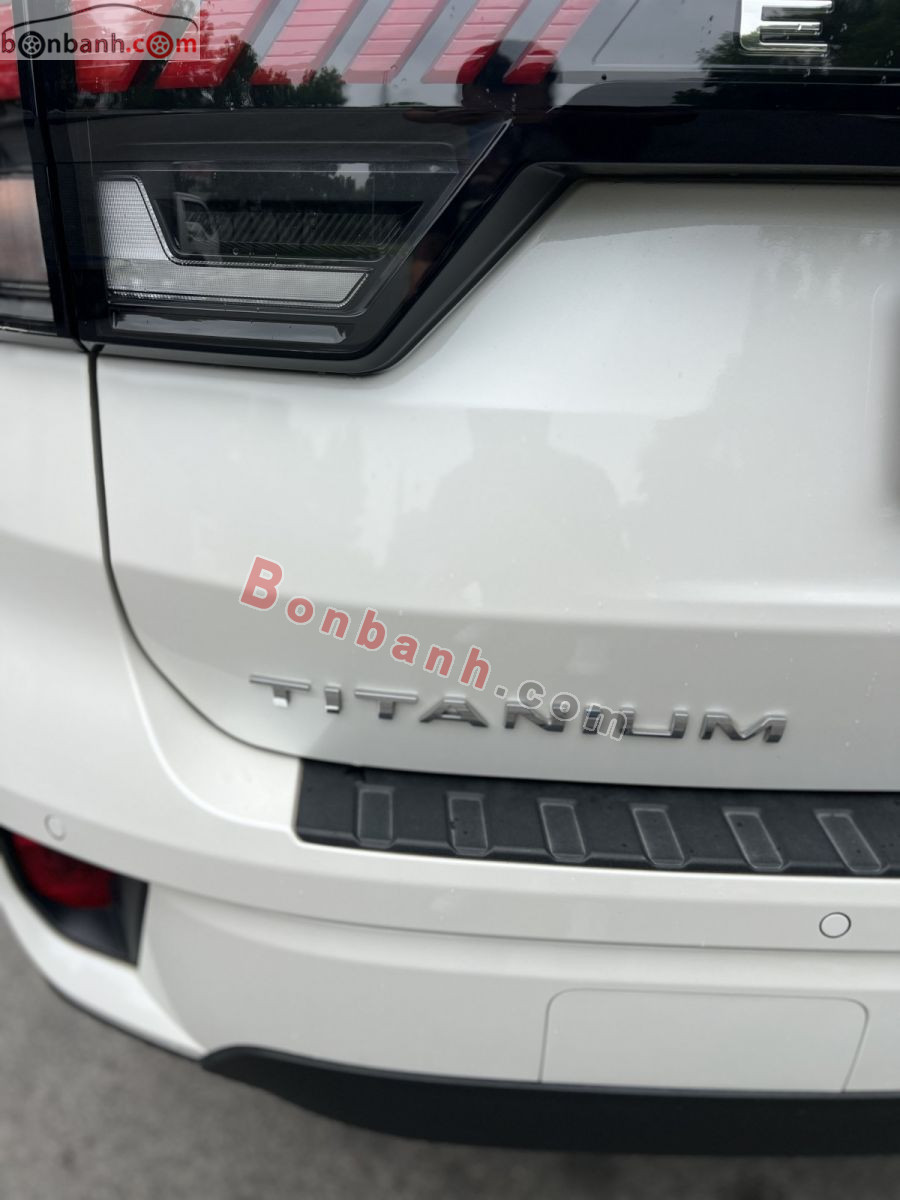 Bán ô tô Ford Everest Titanium Plus 2.0L 4x4 AT - 2025 - xe cũ