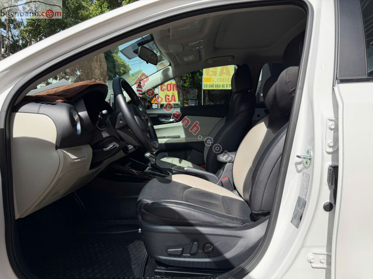 Bán ô tô Kia K3 Luxury 1.6 AT - 2025 - xe cũ