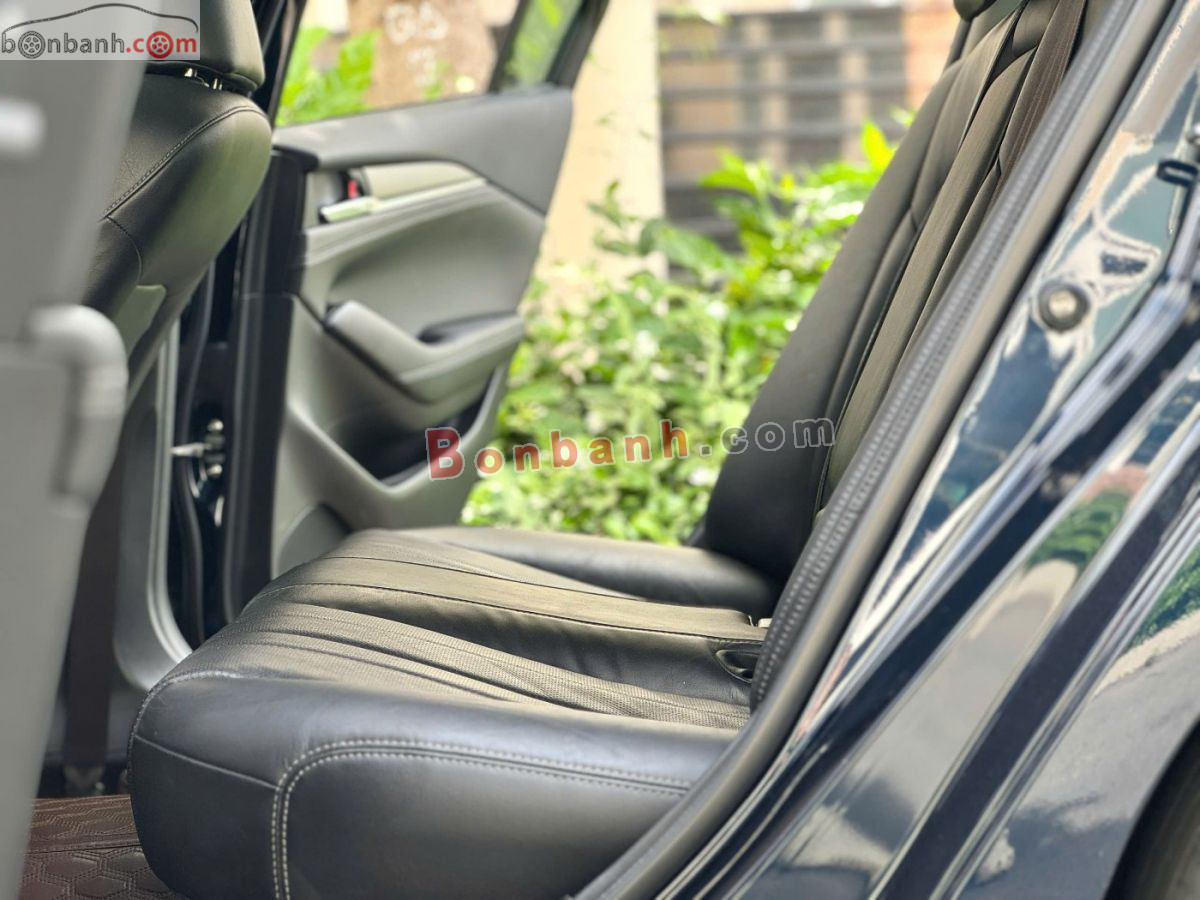 Bán ô tô Mazda 6 Premium 2.0 AT - 2022 - xe cũ
