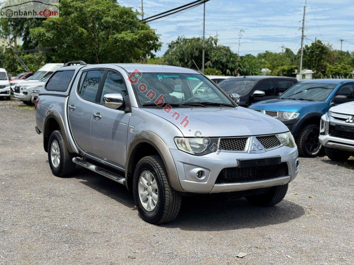 Bán ô tô Mitsubishi Triton GLS 4x4 AT - 2011 - xe cũ