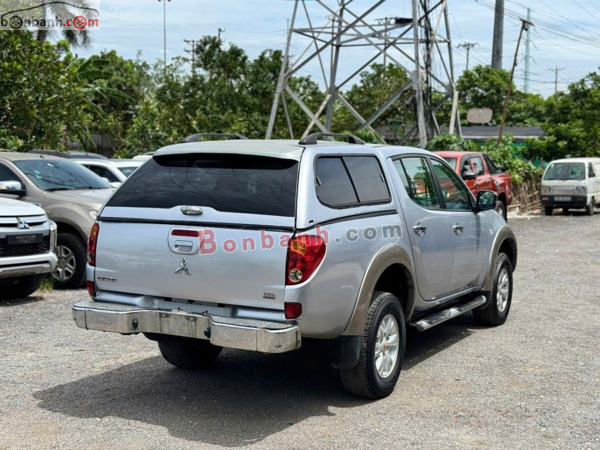 Bán ô tô Mitsubishi Triton GLS 4x4 AT - 2011 - xe cũ
