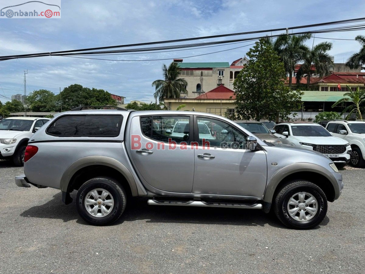 Bán ô tô Mitsubishi Triton GLS 4x4 AT - 2011 - xe cũ
