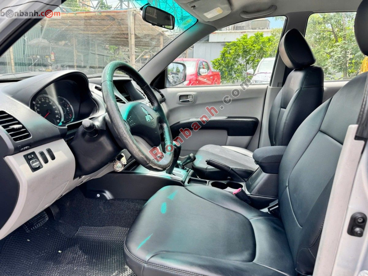 Bán ô tô Mitsubishi Triton GLS 4x4 AT - 2011 - xe cũ