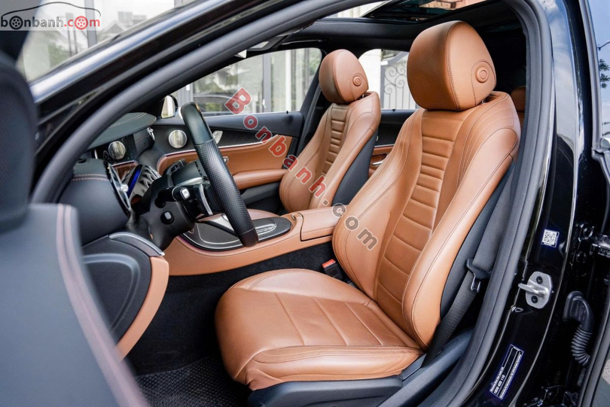 Bán ô tô Mercedes Benz E class E300 AMG - 2022 - xe cũ