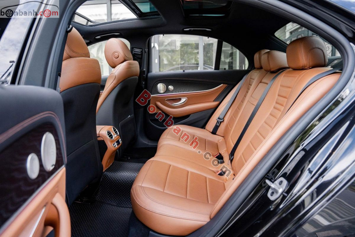 Bán ô tô Mercedes Benz E class E300 AMG - 2022 - xe cũ