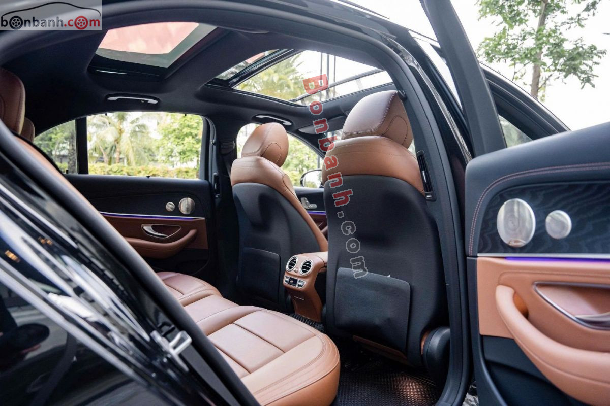Bán ô tô Mercedes Benz E class E300 AMG - 2022 - xe cũ