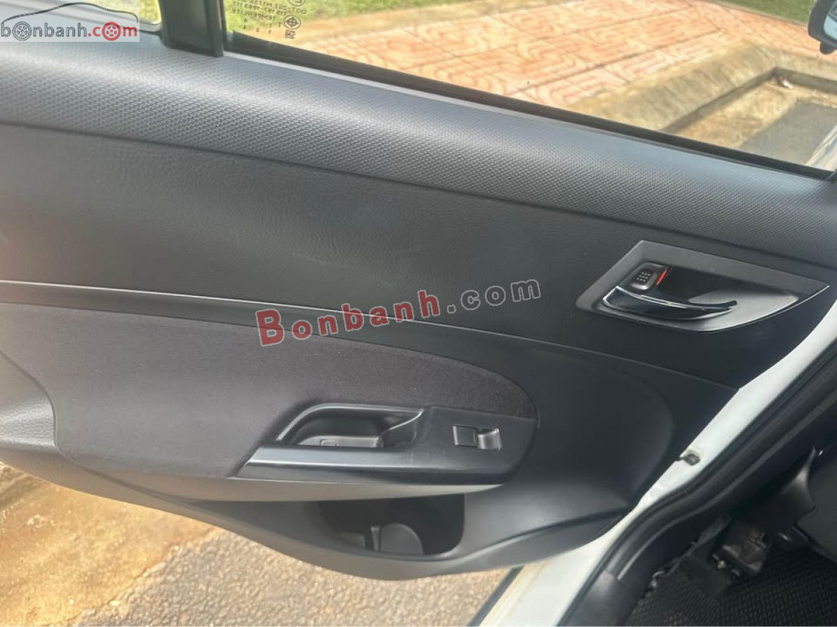 Bán ô tô Suzuki Swift 1.4 AT - 2015 - xe cũ
