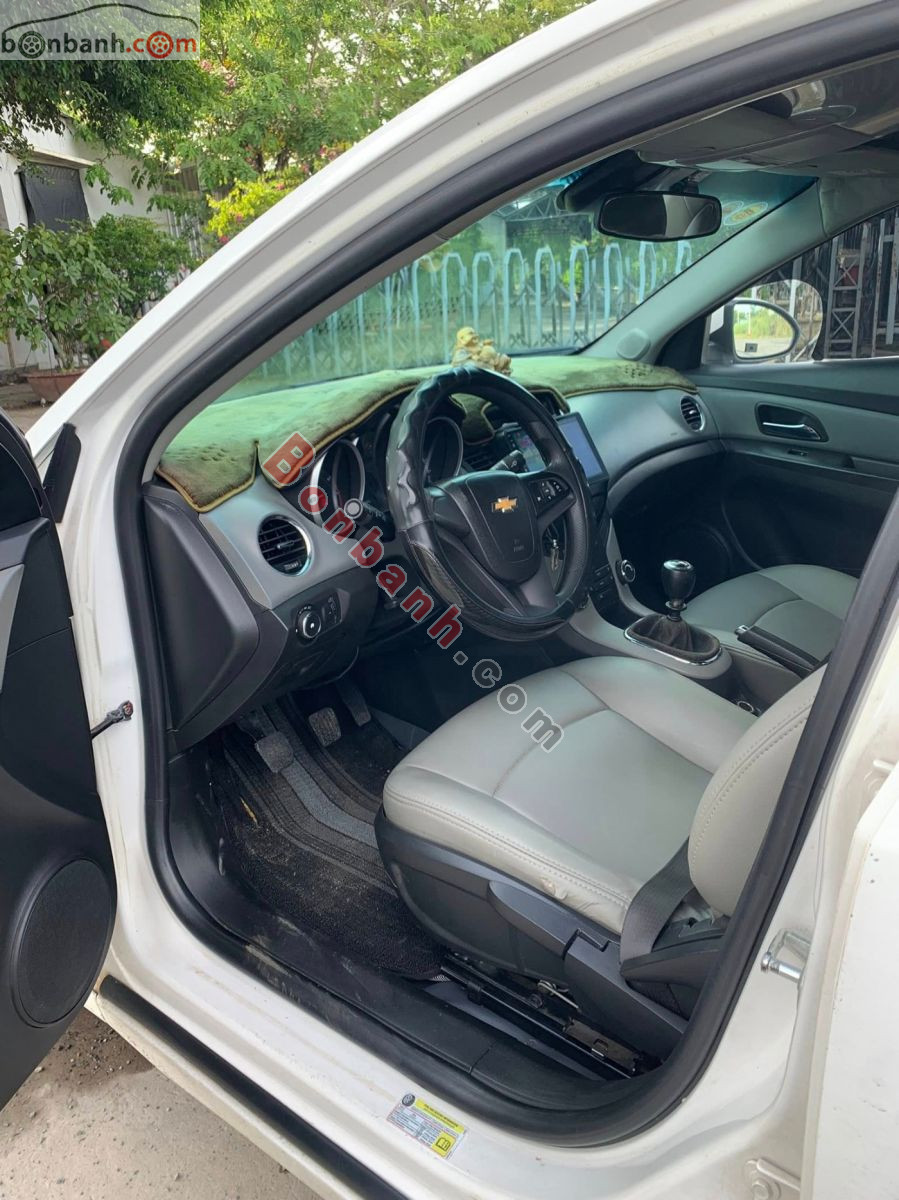 Bán ô tô Chevrolet Cruze LS 1.6 MT - 2015 - xe cũ