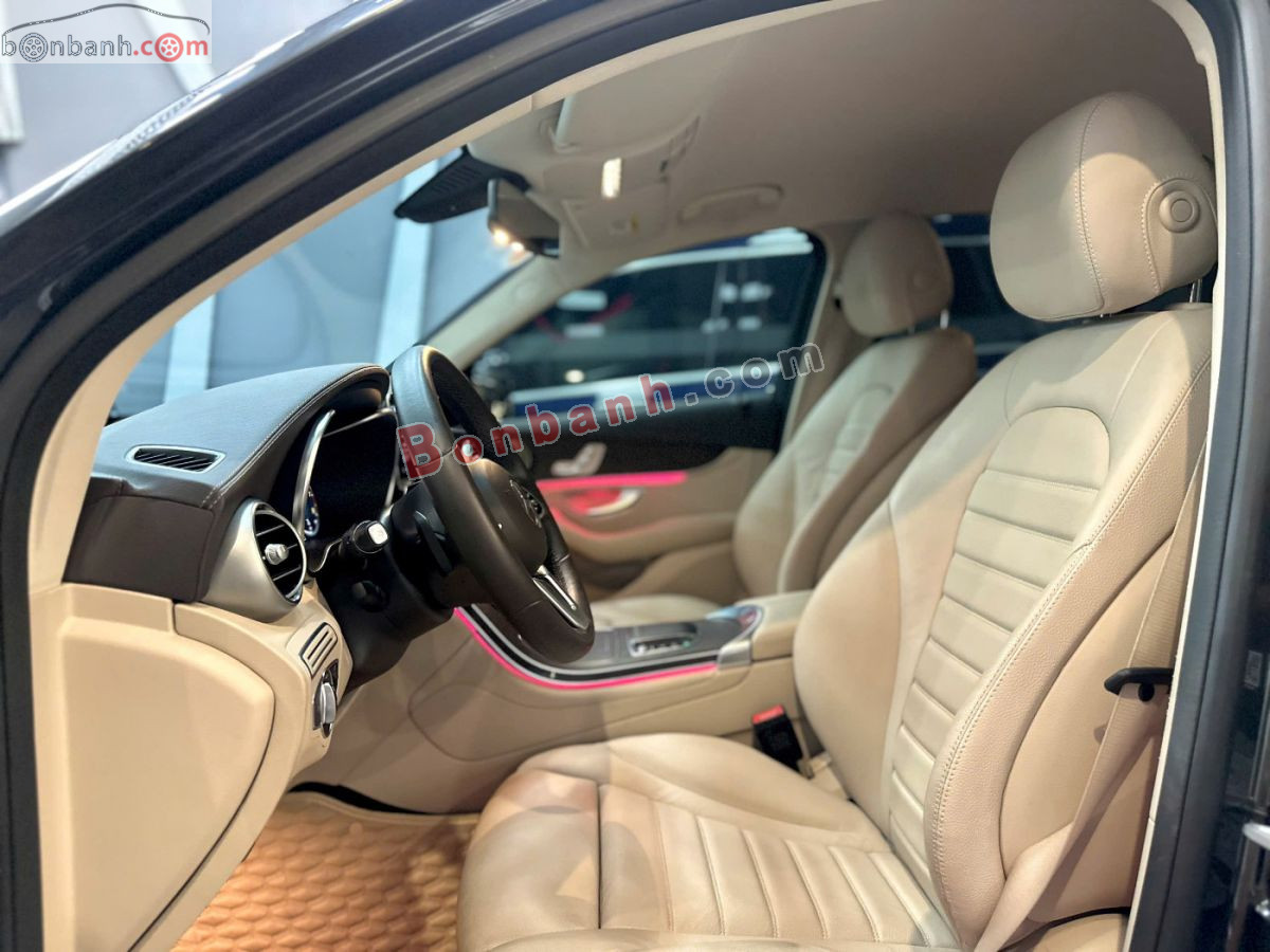 Bán ô tô Mercedes Benz GLC 200 4Matic - 2021 - xe cũ