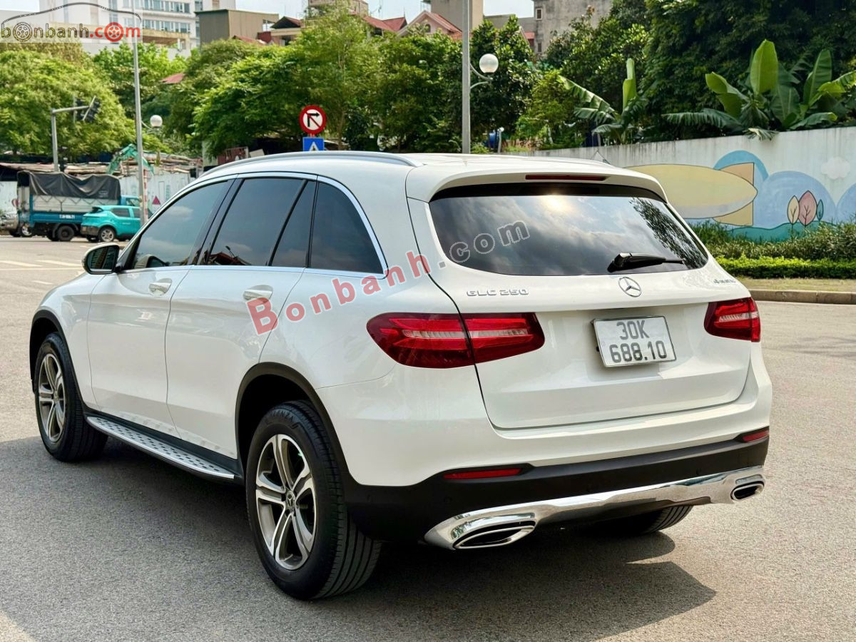 Bán ô tô Mercedes Benz GLC 250 4Matic - 2017 - xe cũ