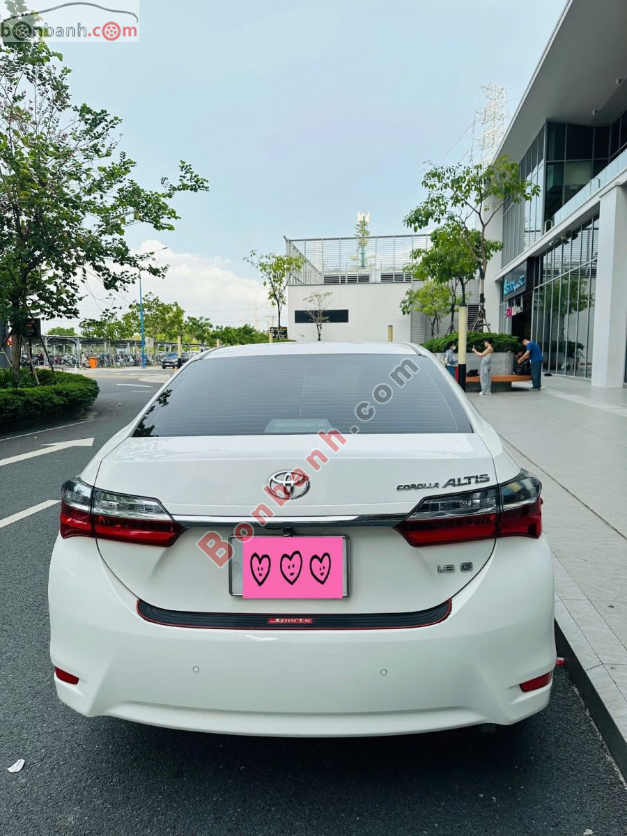 Bán ô tô Toyota Corolla altis 1.8G AT - 2018 - xe cũ