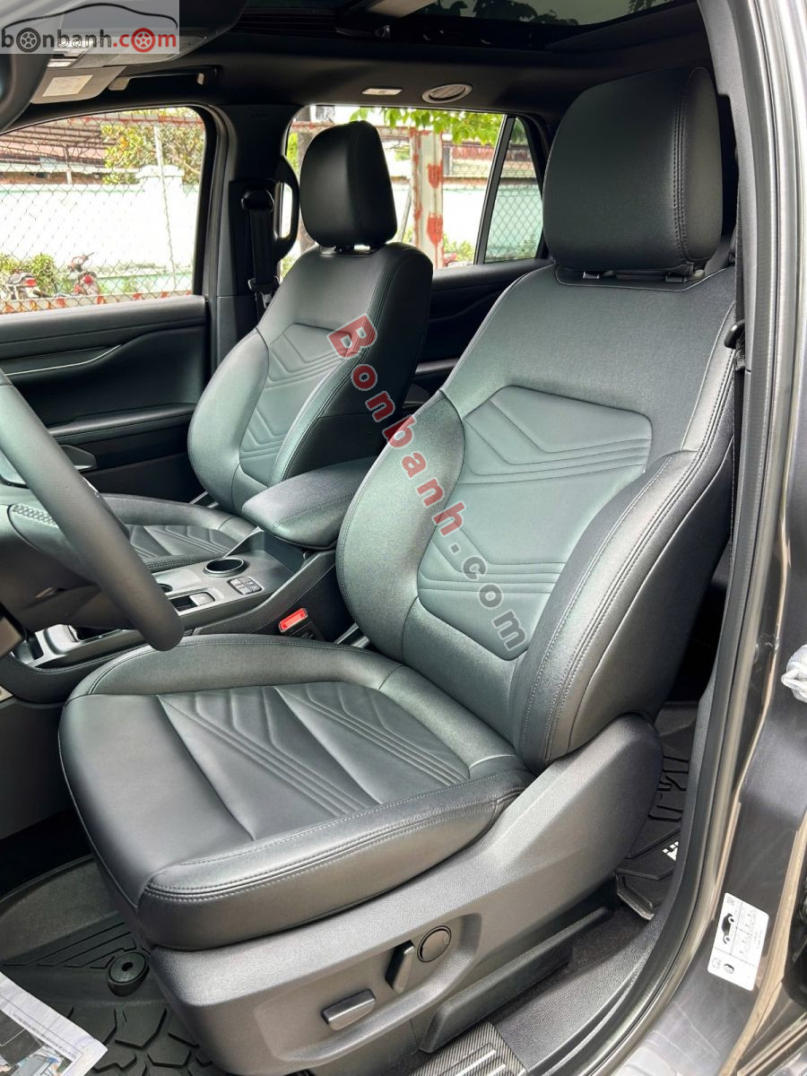 Bán ô tô Ford Everest Titanium 2.0L 4x2 AT - 2024 - xe cũ