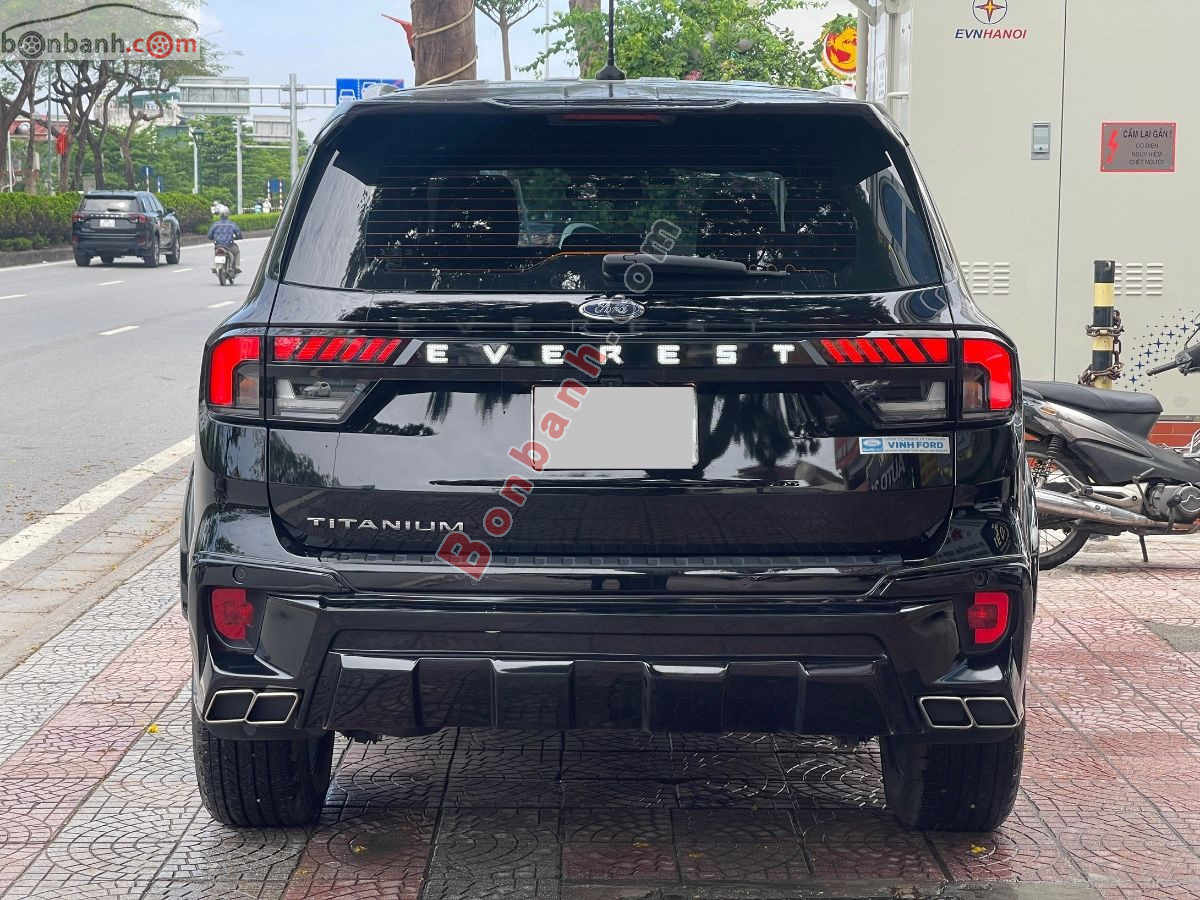 Bán ô tô Ford Everest Titanium 2.0L 4x2 AT - 2024 - xe cũ