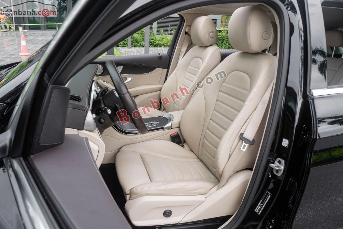 Bán ô tô Mercedes Benz GLC 300 4Matic - 2021 - xe cũ