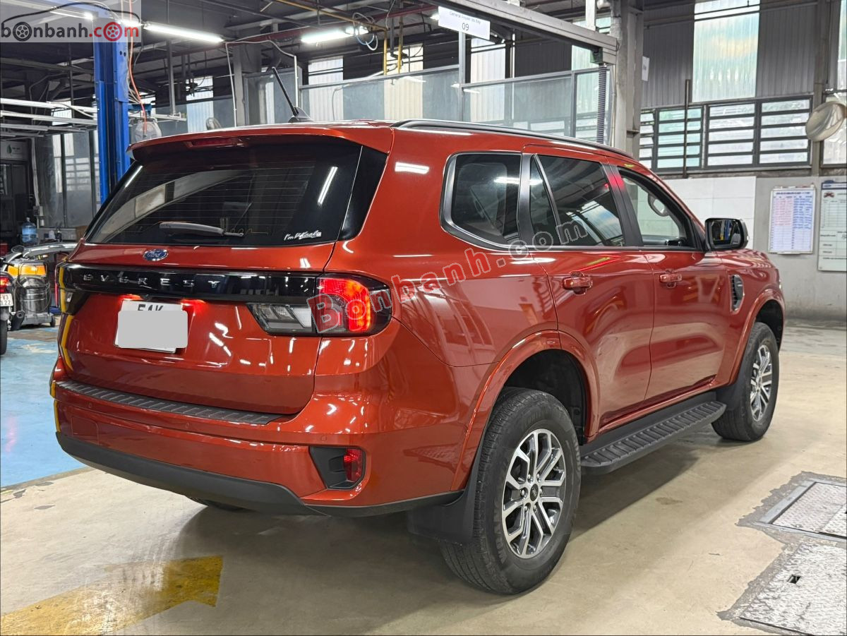 Bán ô tô Ford Everest Ambiente 2.0L 4x2 AT - 2022 - xe cũ