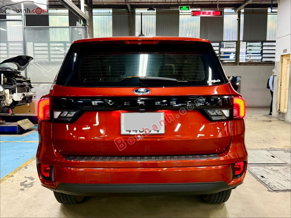 Bán ô tô Ford Everest Ambiente 2.0L 4x2 AT - 2022 - xe cũ