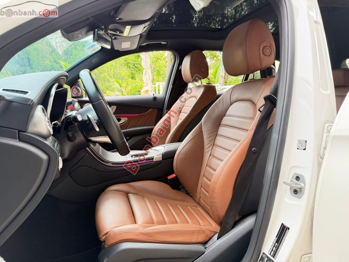 Bán ô tô Mercedes Benz GLC 300 4Matic - 2021 - xe cũ
