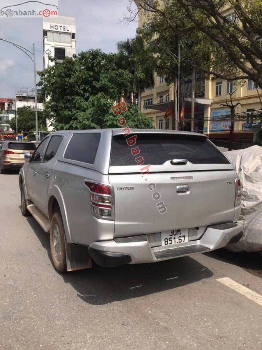 Bán ô tô Mitsubishi Triton 4x2 AT - 2018 - xe cũ