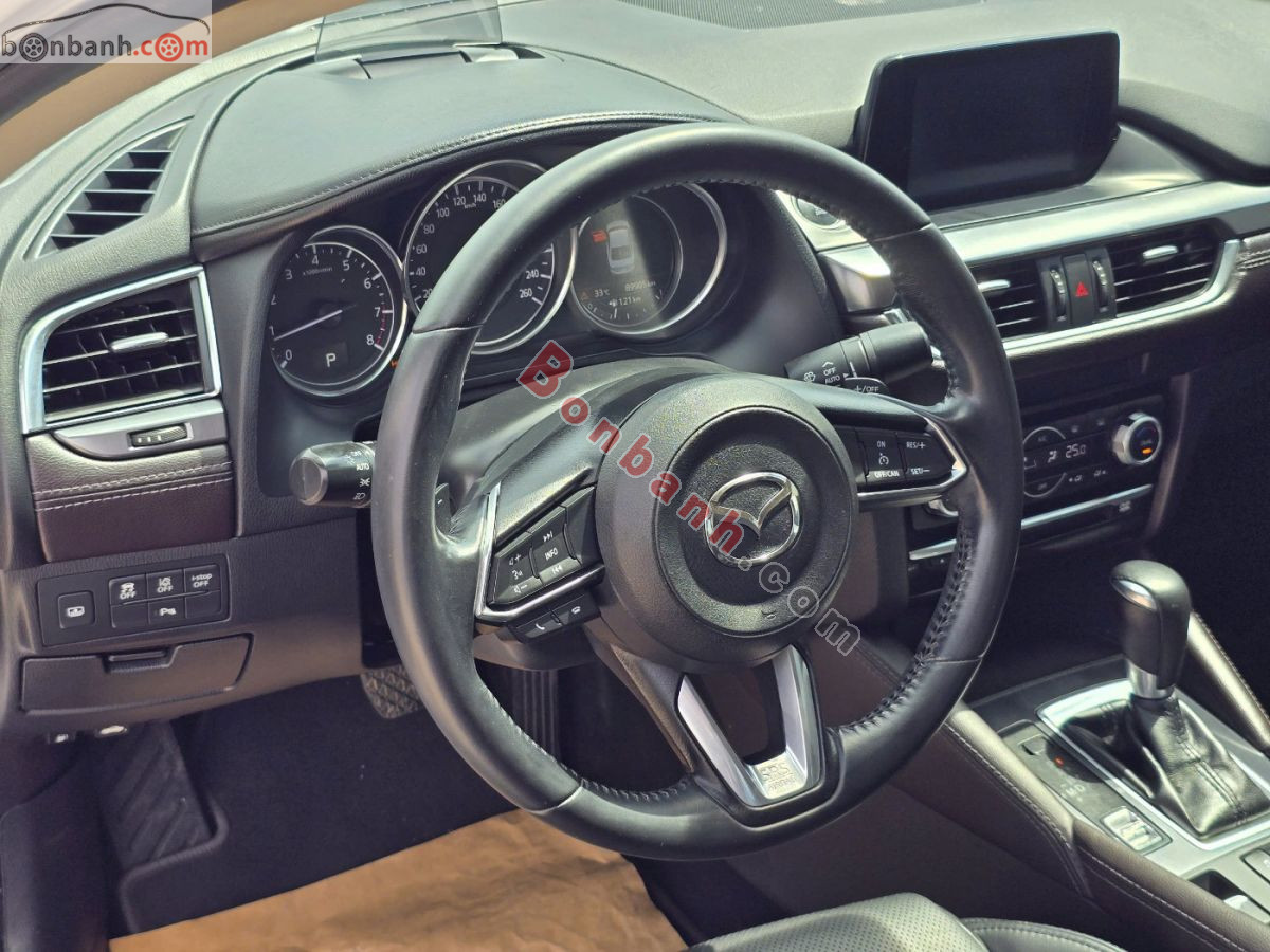 Bán ô tô Mazda 6 Premium 2.0 AT - 2018 - xe cũ