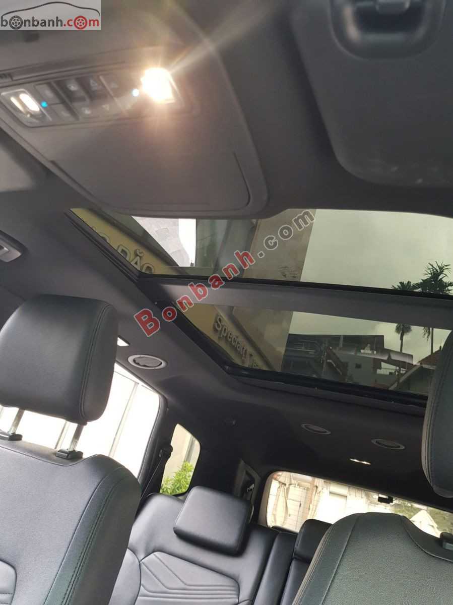 Bán ô tô Ford Everest Titanium 2.0L 4x2 AT - 2023 - xe cũ