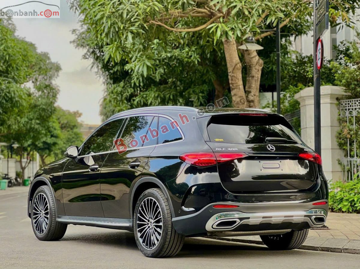 Bán ô tô Mercedes Benz GLC 300 4Matic - 2023 - xe cũ
