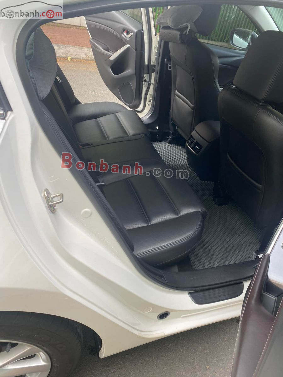 Bán ô tô Mazda 6 Deluxe 2.0 AT - 2020 - xe cũ