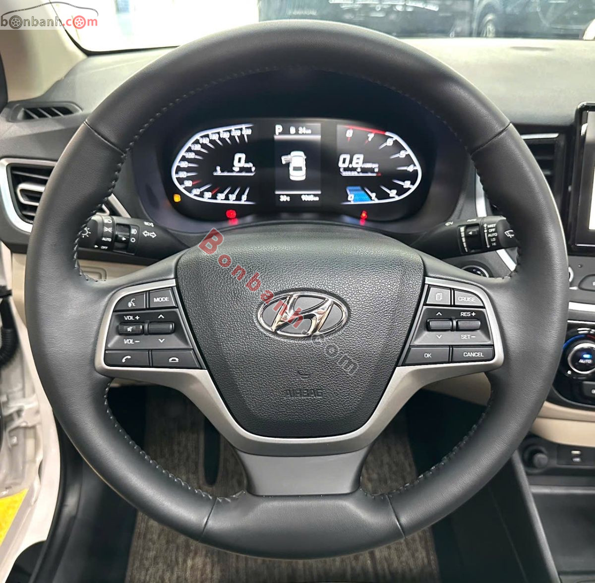 Bán ô tô Hyundai Accent Đặc biệt 1.5 AT - 2024 - xe cũ