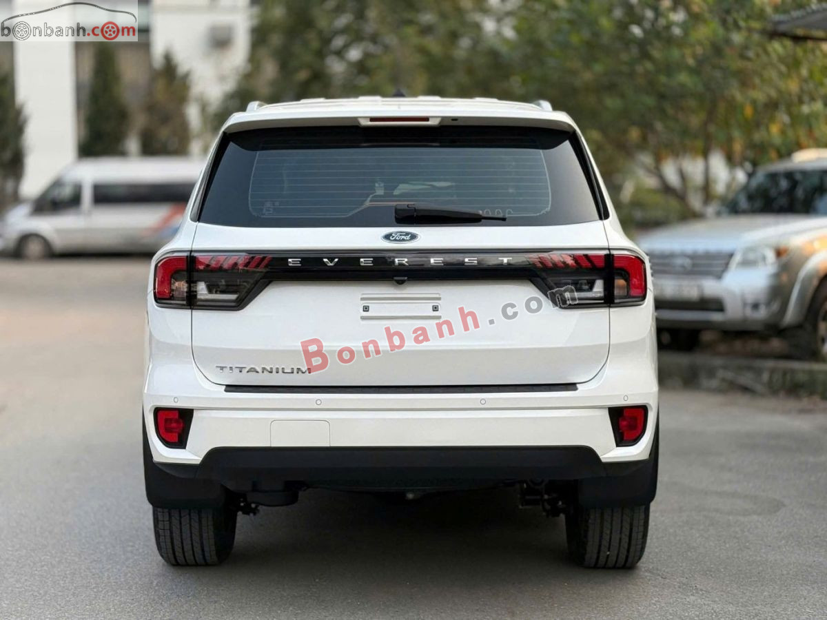 Bán ô tô Ford Everest Titanium 2.0L 4x2 AT - 2024 - xe cũ