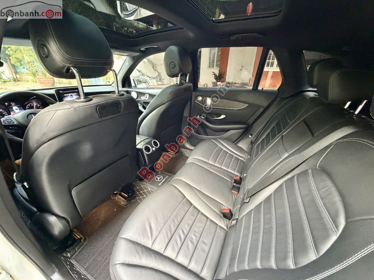 Bán ô tô Mercedes Benz GLC 300 4Matic - 2018 - xe cũ