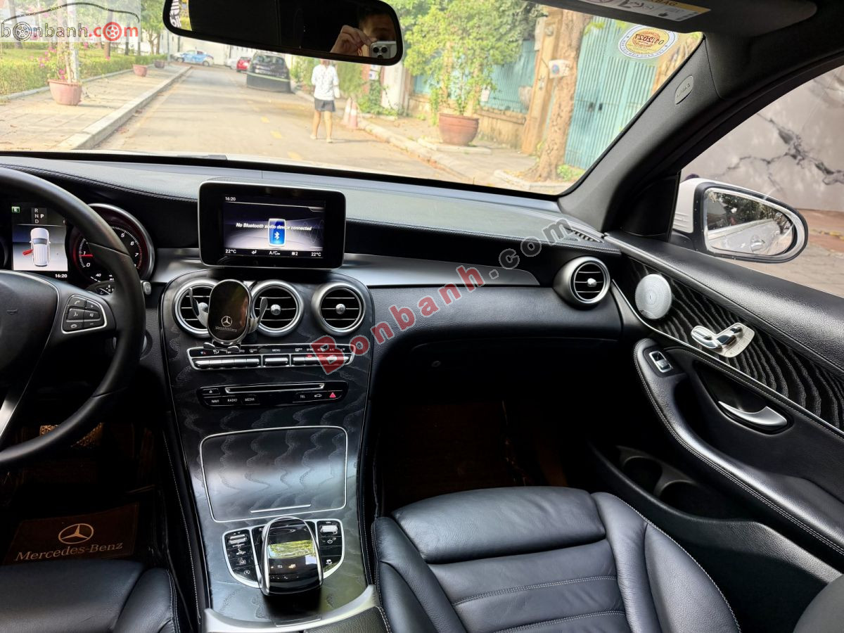 Bán ô tô Mercedes Benz GLC 300 4Matic - 2018 - xe cũ