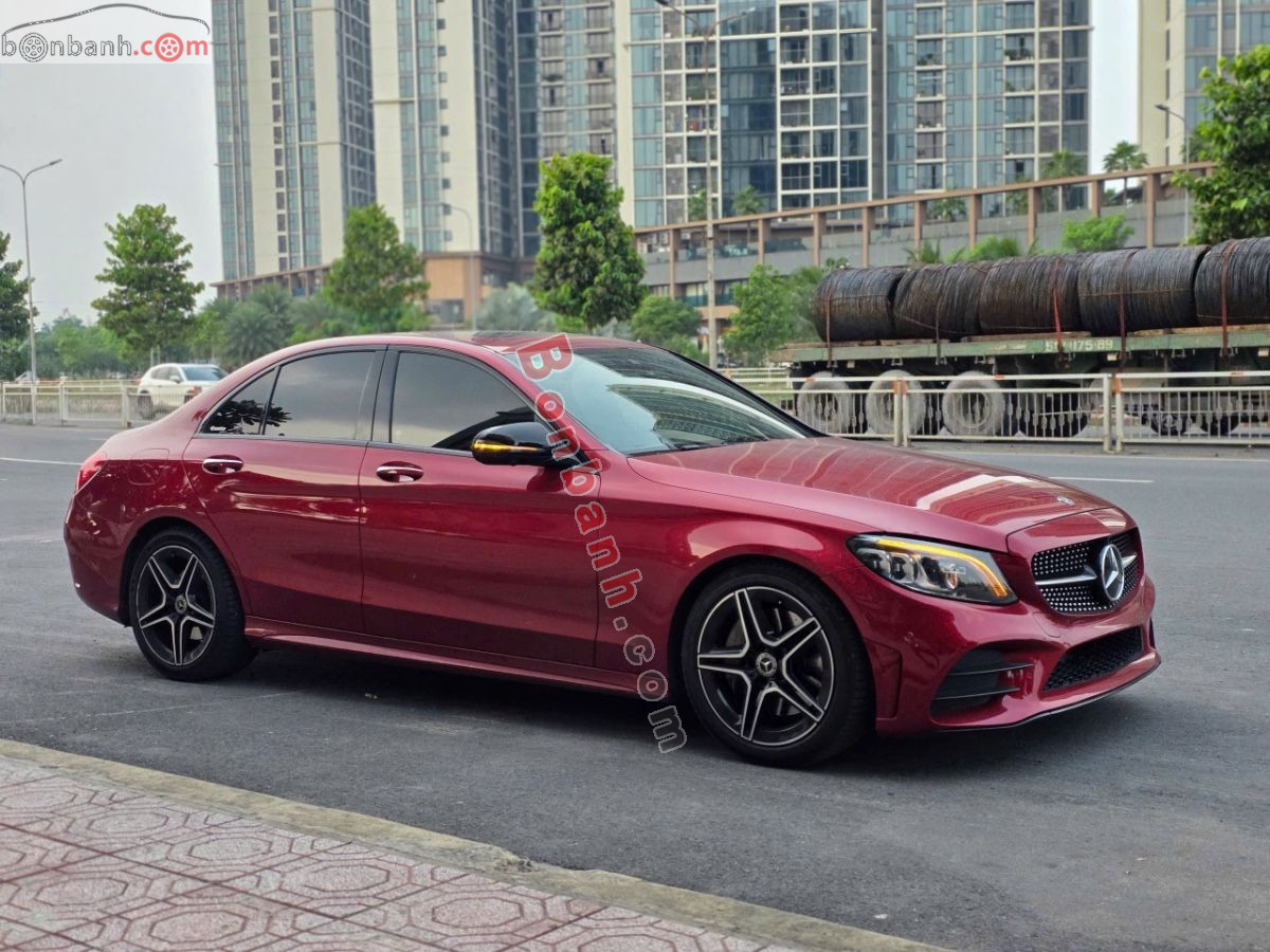 Bán ô tô Mercedes Benz C class C300 AMG - 2019 - xe cũ
