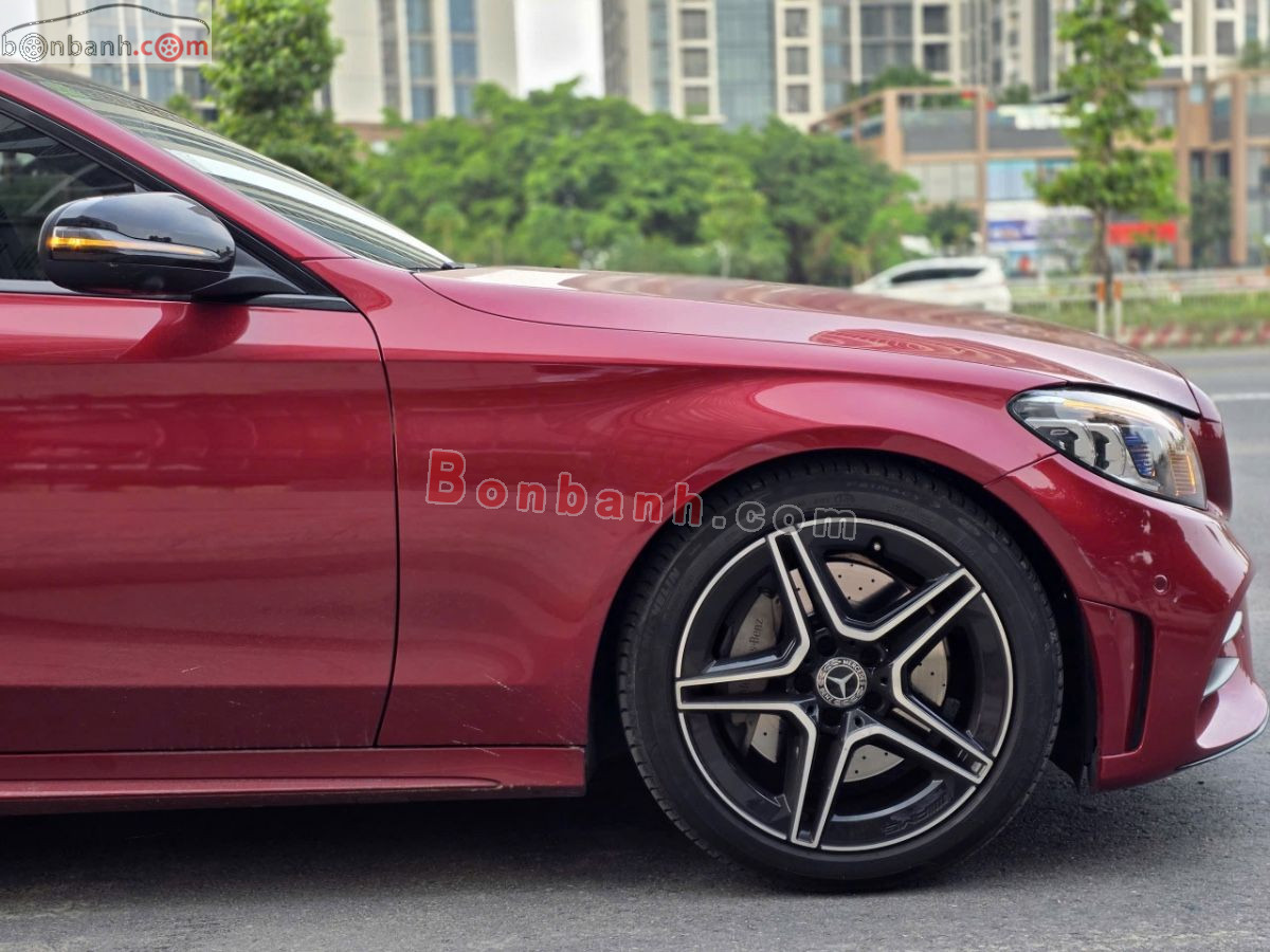 Bán ô tô Mercedes Benz C class C300 AMG - 2019 - xe cũ
