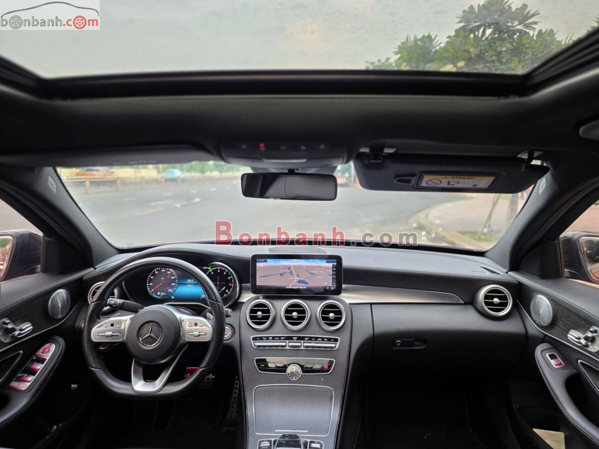 Bán ô tô Mercedes Benz C class C300 AMG - 2019 - xe cũ
